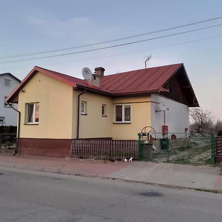 Апартаменты Jak W Domu Любачув Экстерьер фото